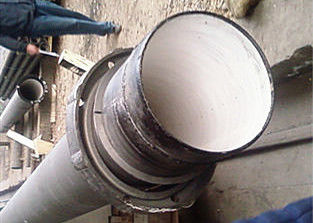 Tubulação alinhada dútile de cimento de ferro da linha de flutuação que desmonta o tipo comum tubo fornecedor